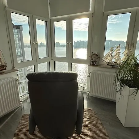 Mit Blick Aufs In *